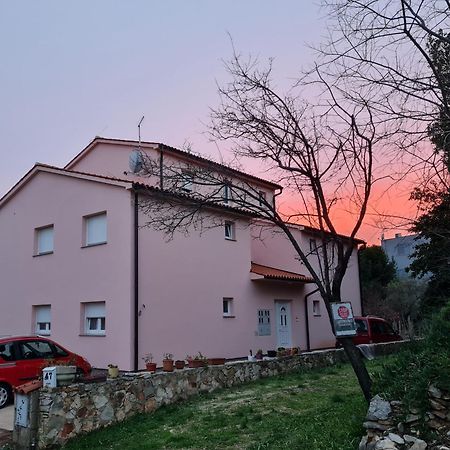 Apartment Nora Near The Beach Пула Екстер'єр фото