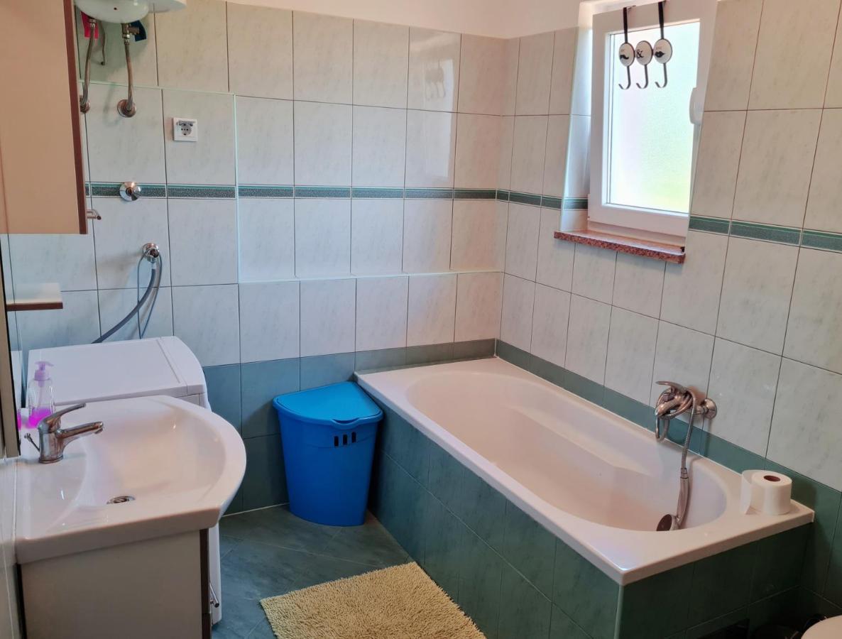Apartment Nora Near The Beach Пула Екстер'єр фото